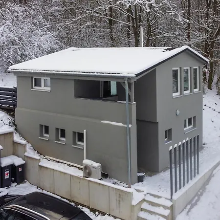In Hainrode-hainleite With Kitchen Holiday home *